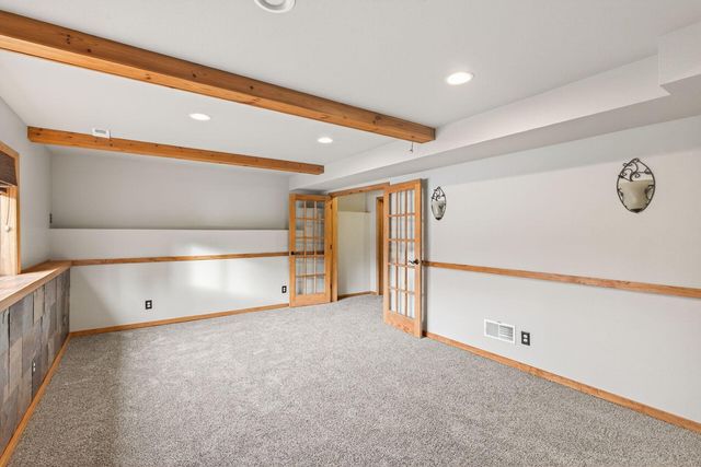 2542 Mathias Road, Shakopee, MN 55379