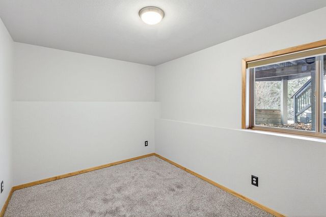 2542 Mathias Road, Shakopee, MN 55379