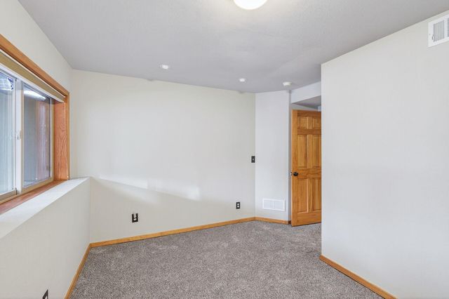 2542 Mathias Road, Shakopee, MN 55379