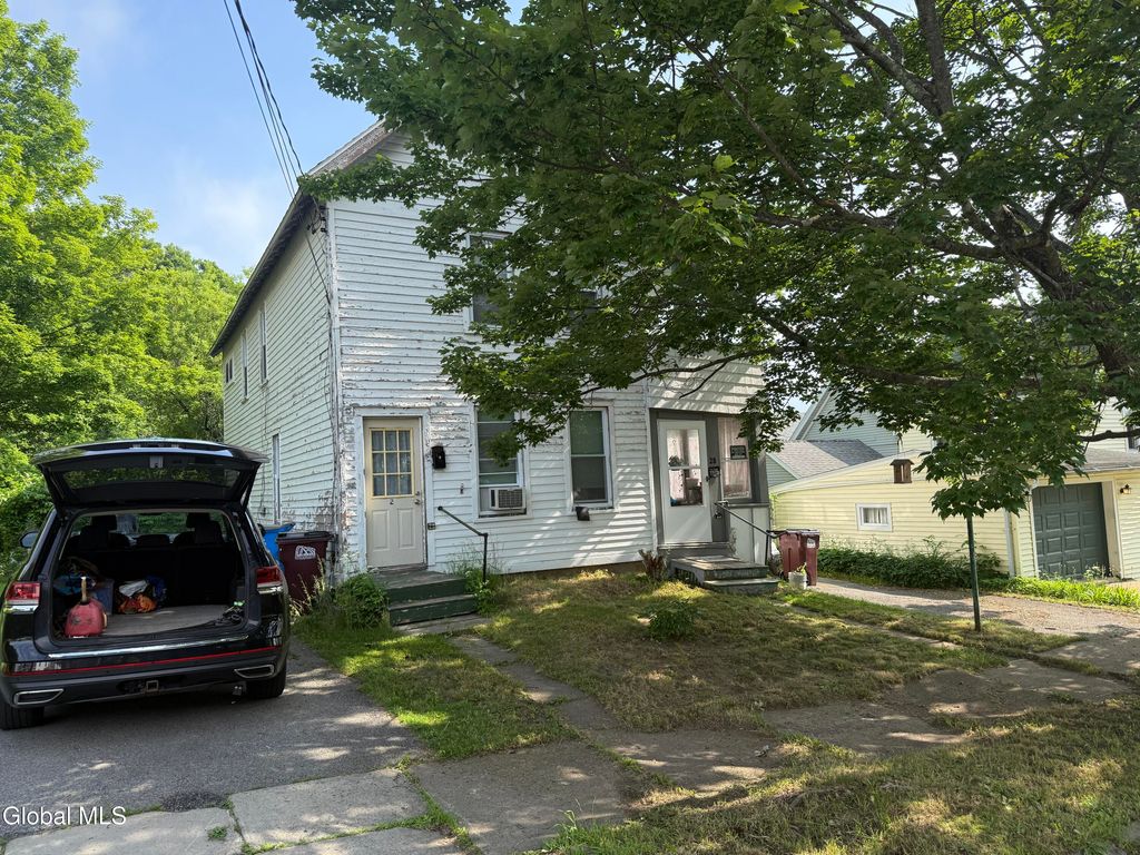 28-30 William Street, Gloversville, NY 12078