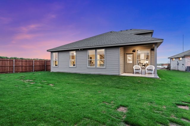 145 LEON Avenue, Rhome, TX 76078