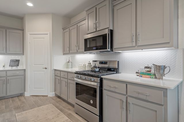 145 LEON Avenue, Rhome, TX 76078