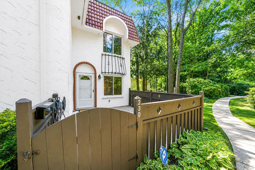 230 Birchwood Road 230, Medford, NY 11763 — photo 5