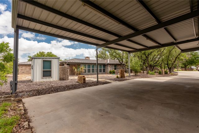712 Squaw Creek Road, Willow Park, TX 76087