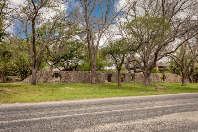 712 Squaw Creek Road, Willow Park, TX 76087