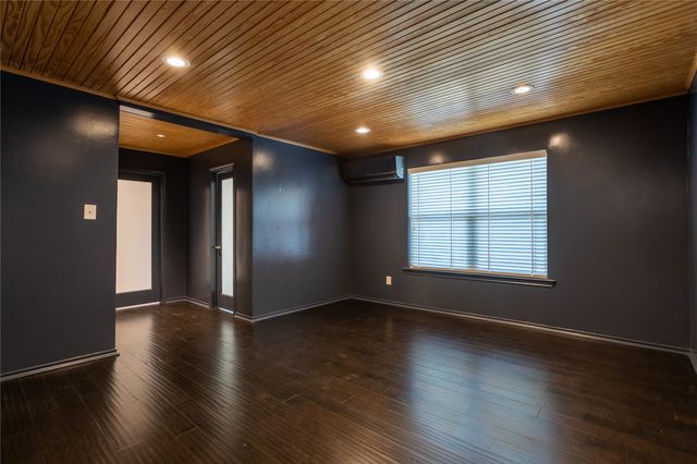 712 Squaw Creek Road, Willow Park, TX 76087
