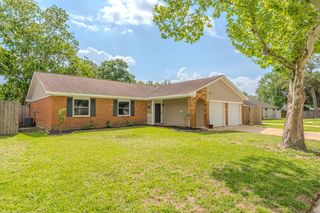 2309 Romayor Court, Pearland, TX 77581