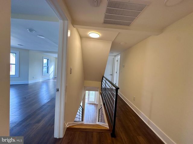 1019 N BROAD ST, Woodbury, NJ 08096