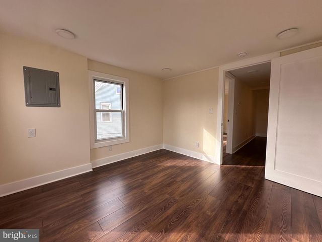 1019 N BROAD ST, Woodbury, NJ 08096