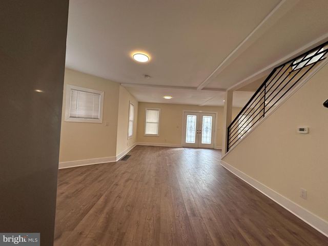 1019 N BROAD ST, Woodbury, NJ 08096