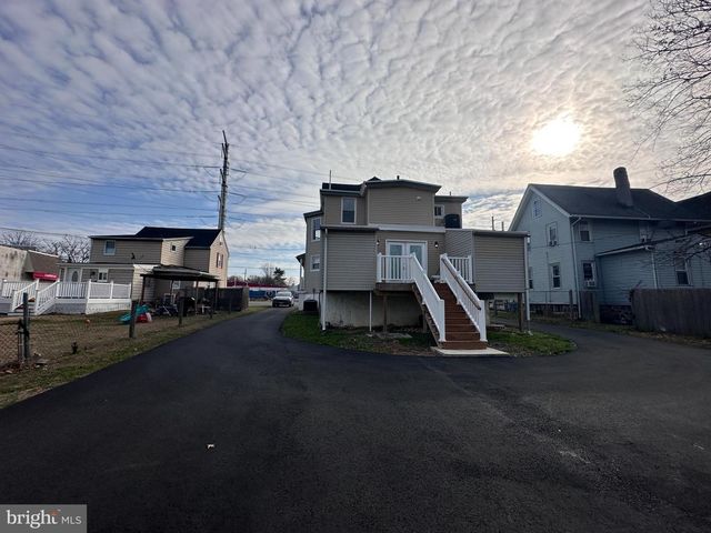 1019 N BROAD ST, Woodbury, NJ 08096