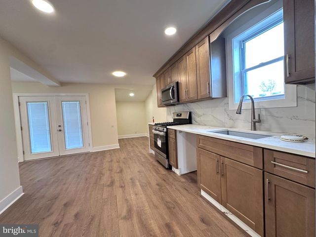 1019 N BROAD ST, Woodbury, NJ 08096