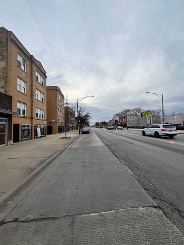 4203 W Fullerton Avenue, Chicago, IL 60639