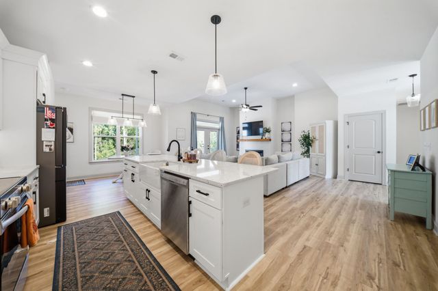 21 Greenbriar Lane, Woodruff, SC 29388