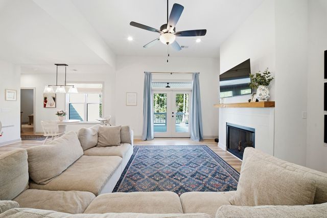 21 Greenbriar Lane, Woodruff, SC 29388