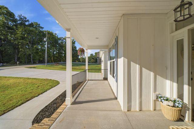 21 Greenbriar Lane, Woodruff, SC 29388