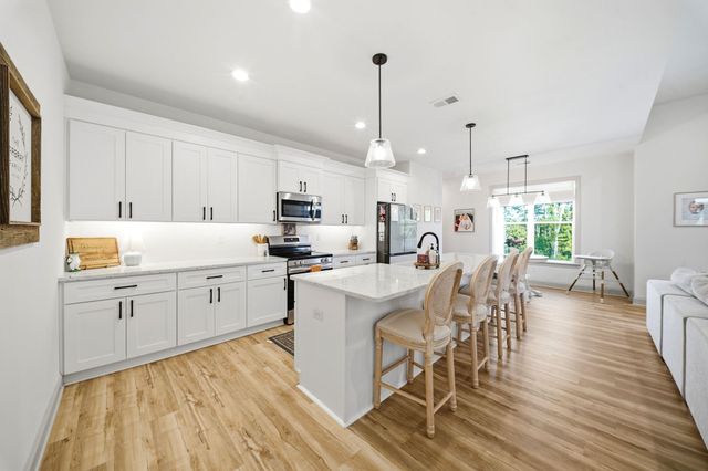 21 Greenbriar Lane, Woodruff, SC 29388