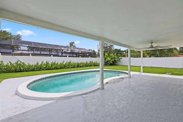 1198 SW 3rd Street, Boca Raton, FL 33486