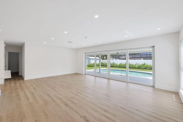 1198 SW 3rd Street, Boca Raton, FL 33486