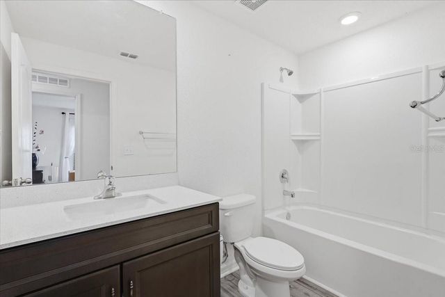 24 BUD FIELD DRIVE, Palm Coast, FL 32137