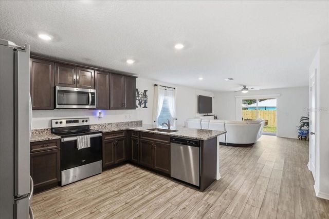 24 BUD FIELD DRIVE, Palm Coast, FL 32137