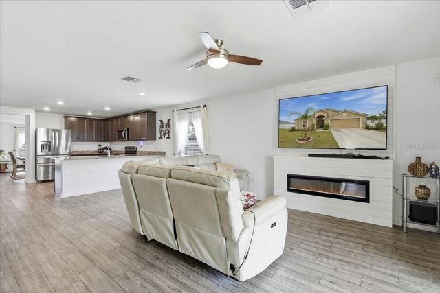 24 BUD FIELD DRIVE, Palm Coast, FL 32137