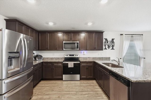 24 BUD FIELD DRIVE, Palm Coast, FL 32137