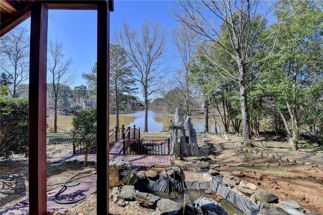 2382 Merrymount Drive, Suwanee, GA 30024