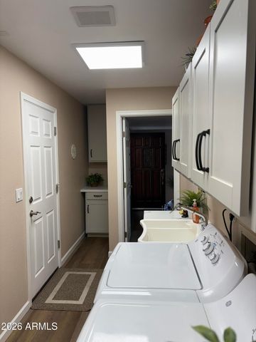 9433 W MCRAE Way, Peoria, AZ 85382