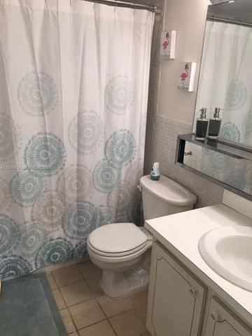 3660 NE 166th Street 611, North Miami Beach, FL 33160