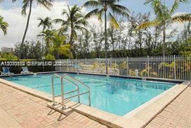 3660 NE 166th Street 611, North Miami Beach, FL 33160