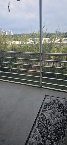 3660 NE 166th Street 611, North Miami Beach, FL 33160