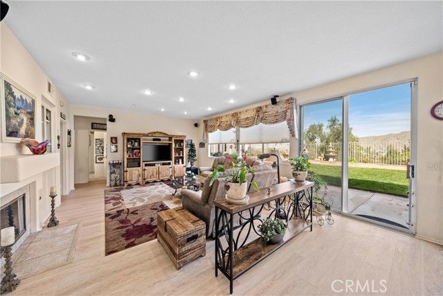 13120 Bay Meadows Court, Corona, CA 92883