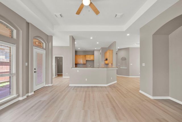 3 Spyglass Court, Houston, TX 77064