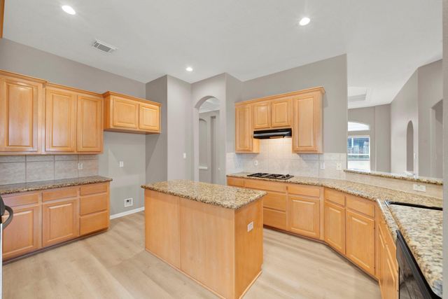 3 Spyglass Court, Houston, TX 77064