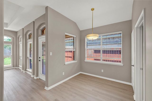 3 Spyglass Court, Houston, TX 77064