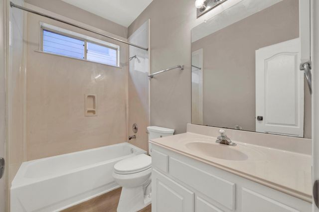 3 Spyglass Court, Houston, TX 77064