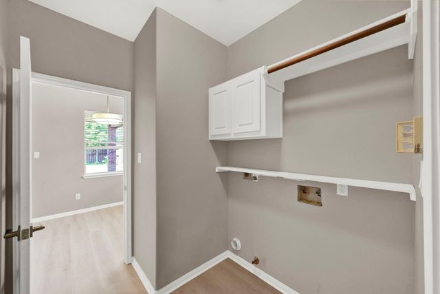 3 Spyglass Court, Houston, TX 77064