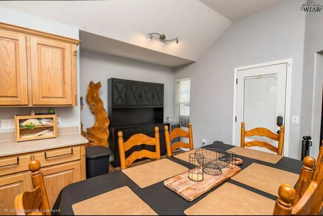 2105 E HUNTERS GLEN, Wichita Falls, TX 76306
