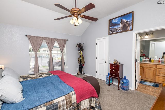 2105 E HUNTERS GLEN, Wichita Falls, TX 76306
