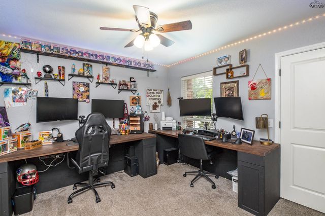 2105 E HUNTERS GLEN, Wichita Falls, TX 76306