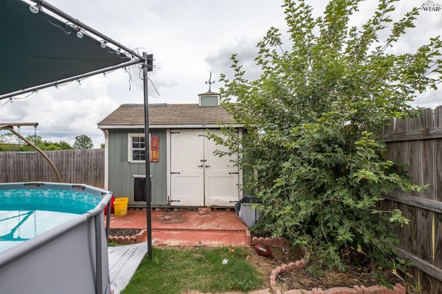 2105 E HUNTERS GLEN, Wichita Falls, TX 76306