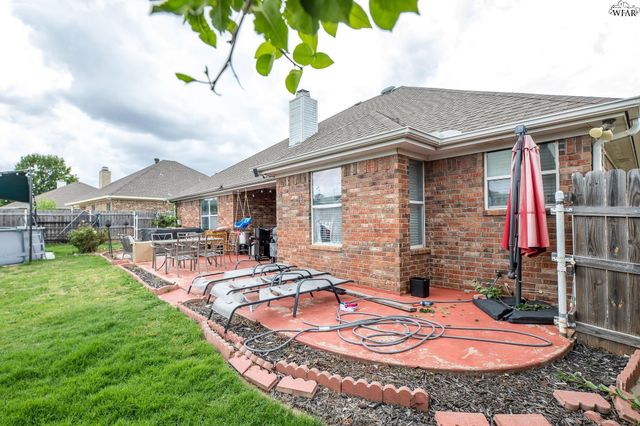2105 E HUNTERS GLEN, Wichita Falls, TX 76306