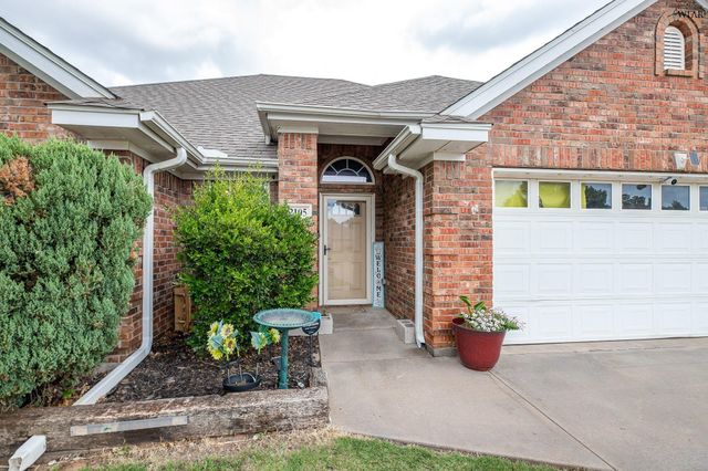 2105 E HUNTERS GLEN, Wichita Falls, TX 76306