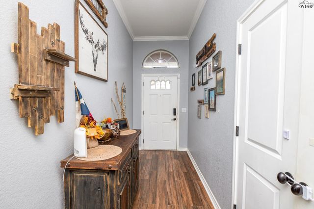 2105 E HUNTERS GLEN, Wichita Falls, TX 76306