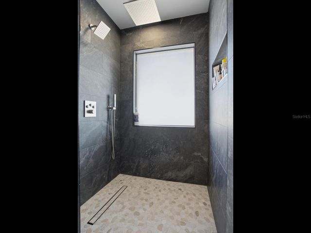 1028 79TH STREET S, St Petersburg, FL 33707