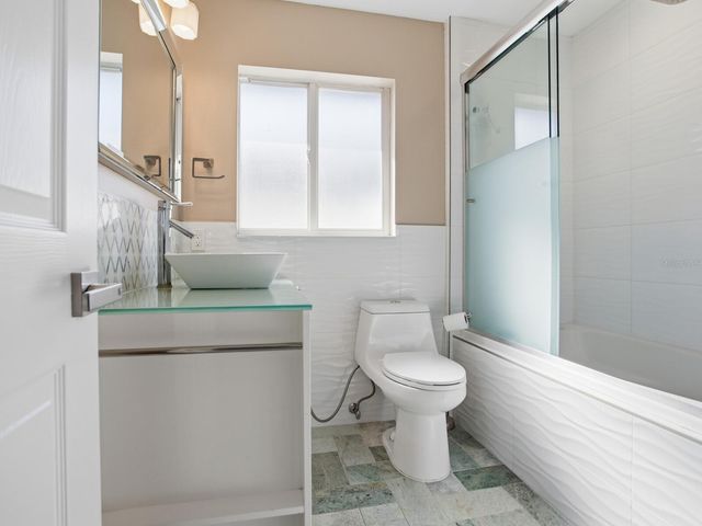 1028 79TH STREET S, St Petersburg, FL 33707