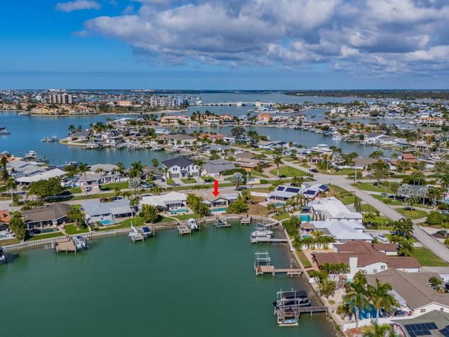 1028 79TH STREET S, St Petersburg, FL 33707