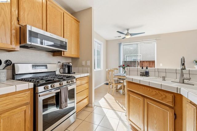 4916 Willowbrook Way, Antioch, CA 94531