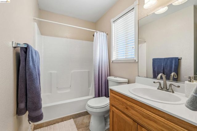 4916 Willowbrook Way, Antioch, CA 94531